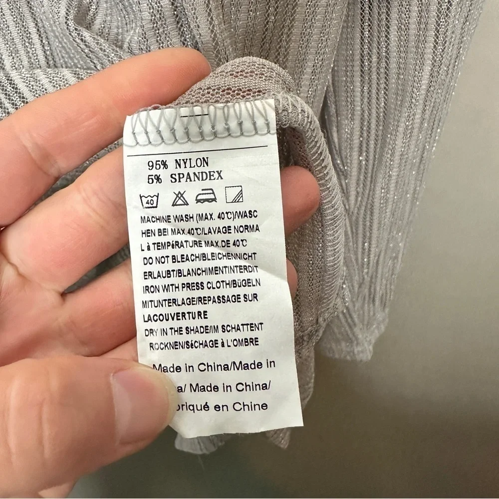 NWT zeagoo silver lightweight ribbed long sleeve shirt - Picture 5 of 5